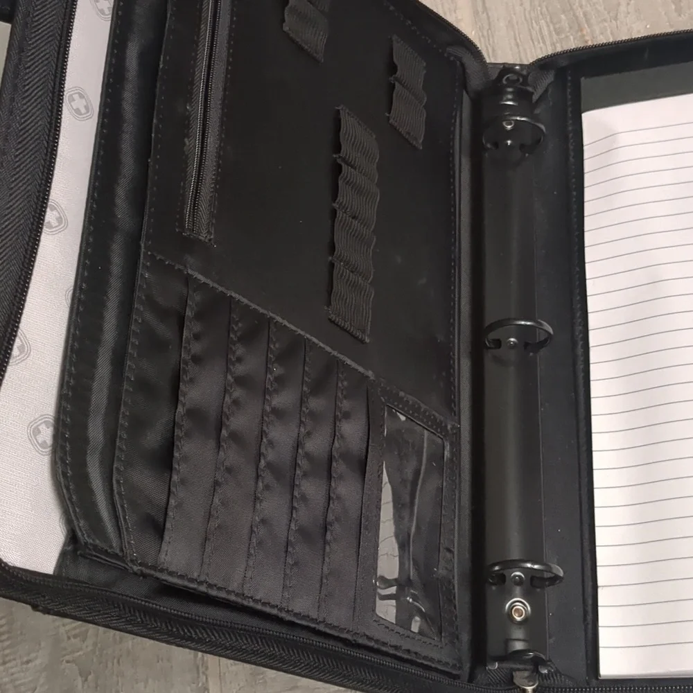 Wenger Black Leather portfolio Briefcase